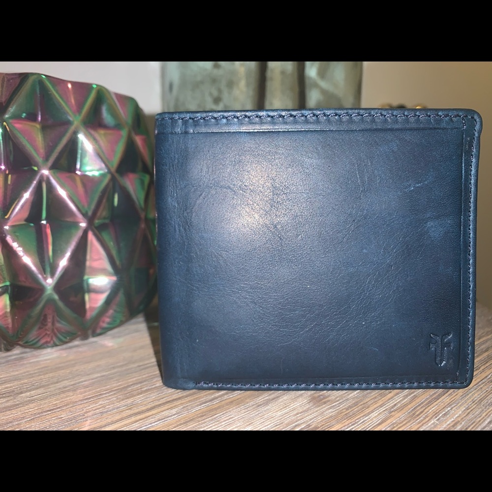 Frye Logan Billfold Wallet